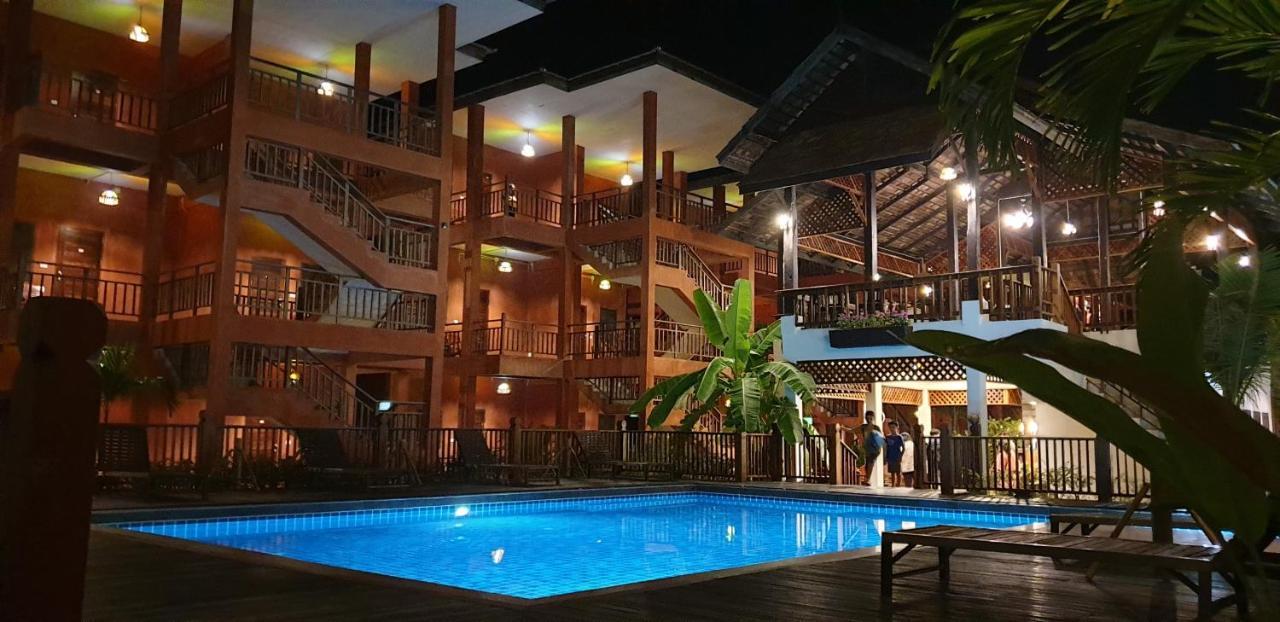 Rainforest Huahin Village Hotel מראה חיצוני תמונה