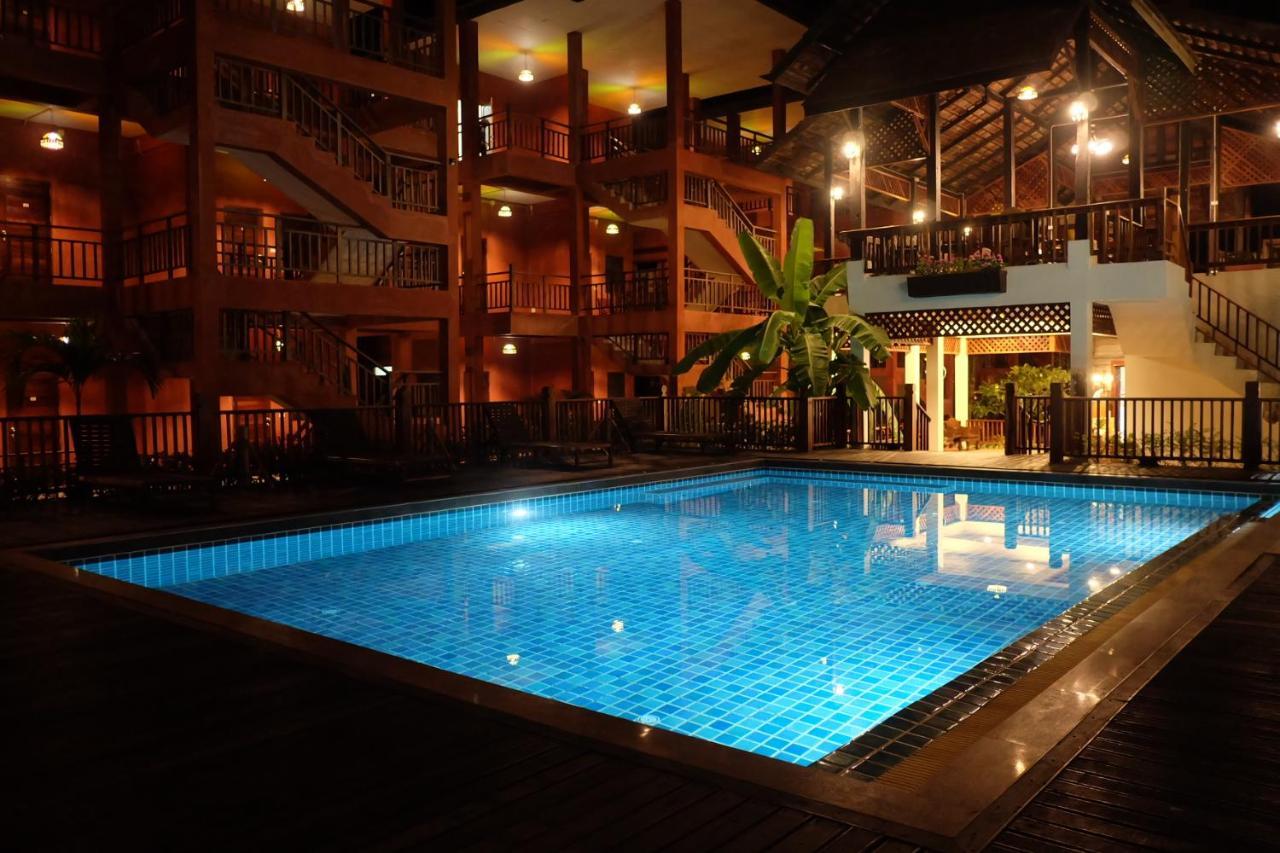 Rainforest Huahin Village Hotel מראה חיצוני תמונה