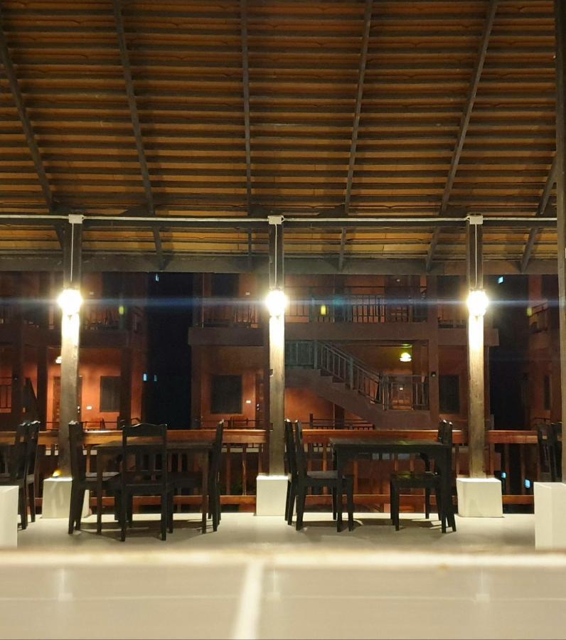 Rainforest Huahin Village Hotel מראה חיצוני תמונה
