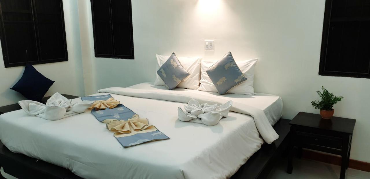 Rainforest Huahin Village Hotel מראה חיצוני תמונה