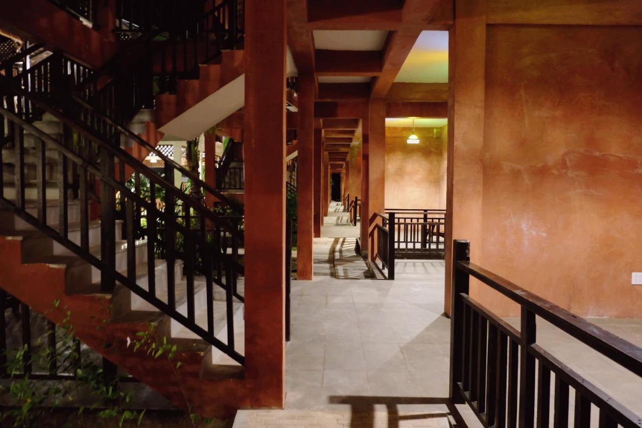 Rainforest Huahin Village Hotel מראה חיצוני תמונה