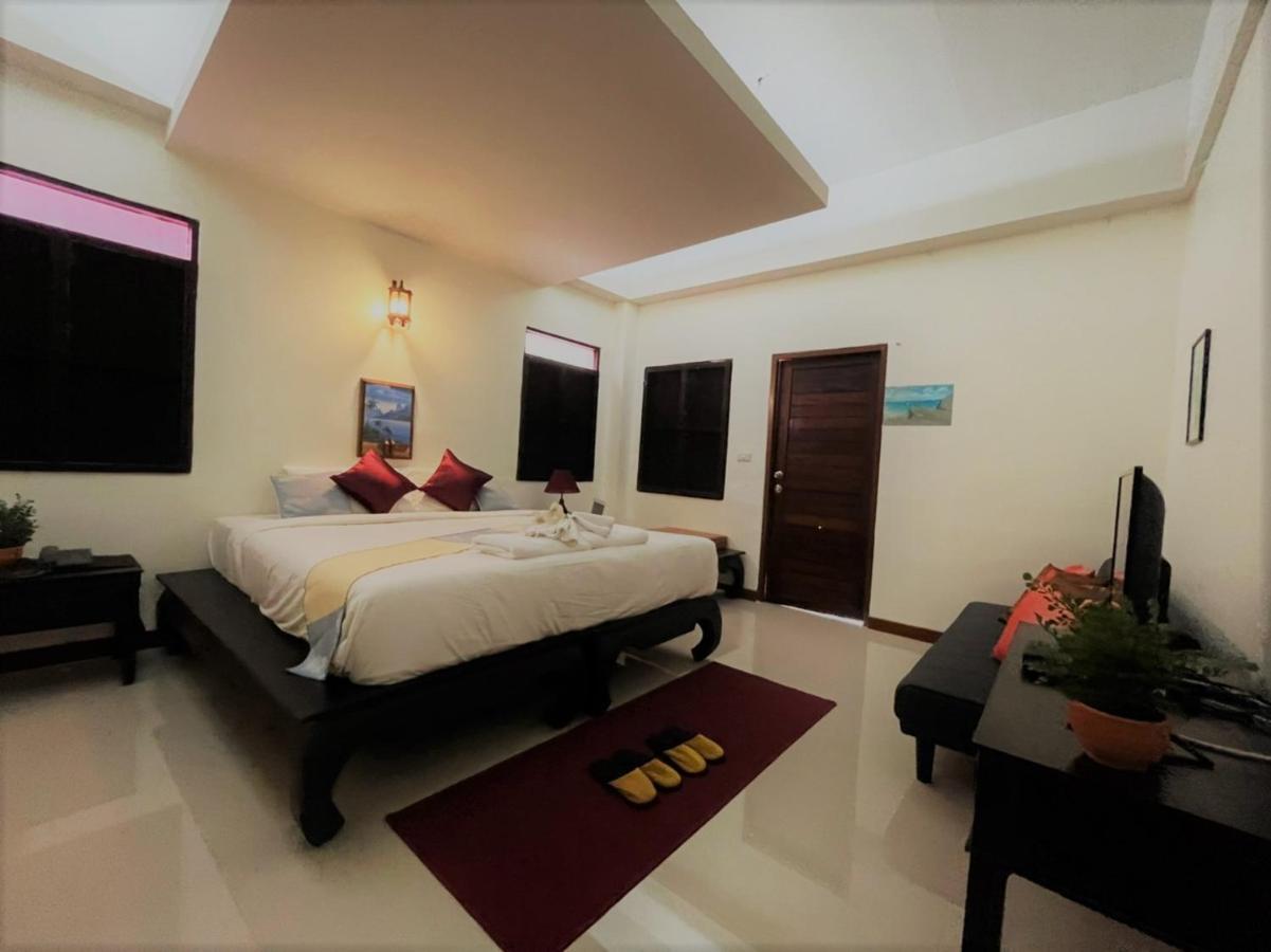 Rainforest Huahin Village Hotel מראה חיצוני תמונה